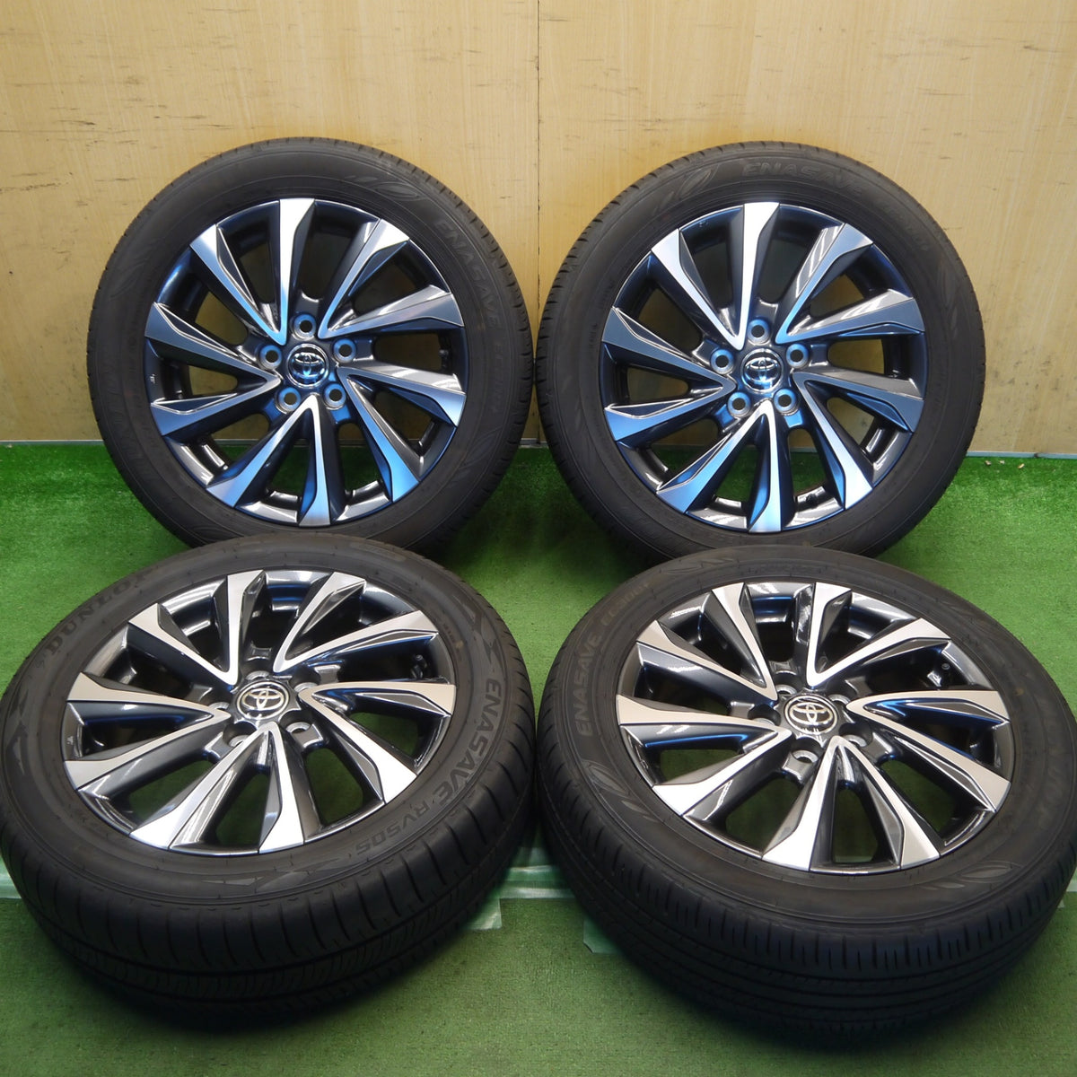 バリ溝！25年！キレイ！9.5分◎トヨタ 90系 ヴォクシー ノア S-Z 純正 205/55R17 ダンロップ エナセーブ EC300+ 17インチ PCD114.3/5H◎6091805Hノ