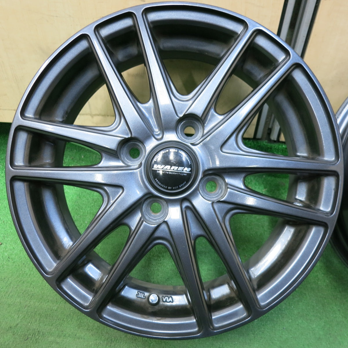 [送料無料] 4本価格★WAREN HOT STUFF ヴァーレン ホットスタッフ 14インチ ホイール 14×4.5J PCD100/4H★5031209SYホ
