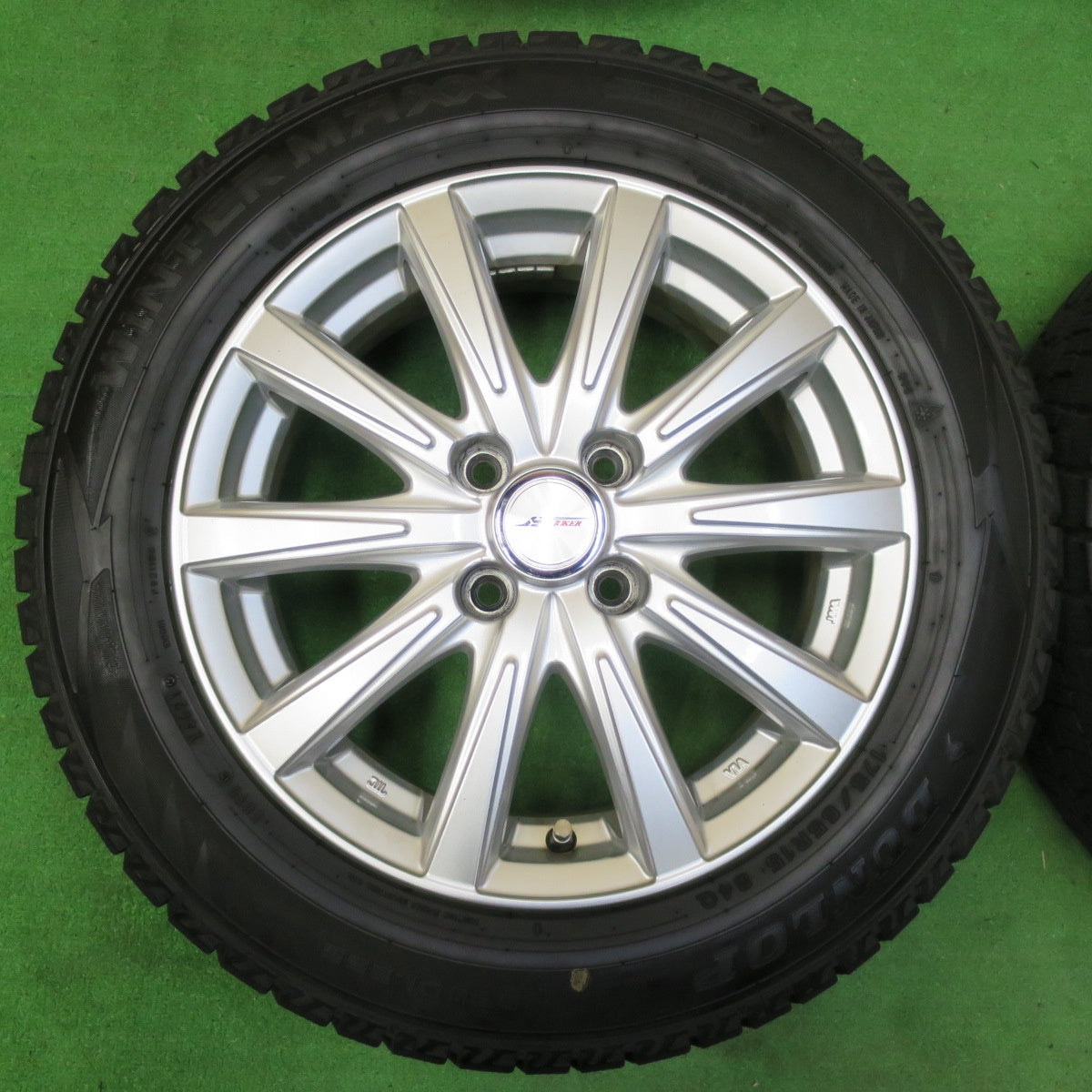 *送料無料* バリ溝！21年！キレイ！9.5分★スタッドレス 175/65R15 ダンロップ ウインターマックス WM02 JOKER ジョーカー PCD100/4H★4063006イス