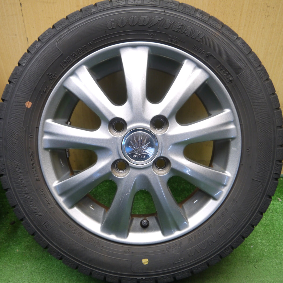 バリ溝！23年！8.5分◎スタッドレス 155/65R13 グッドイヤー アイスナビ7 STYTZ 社外 アルミ 13インチ PCD100/4H◎6092903Hス