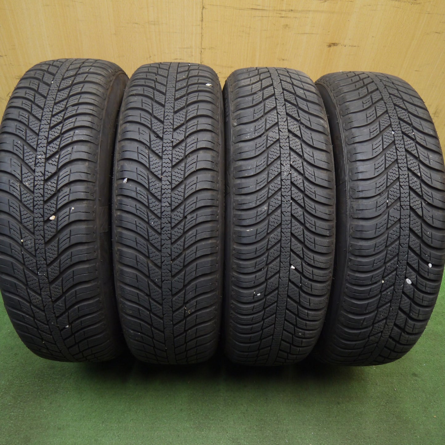 4本価格！22年★175/65R15 ネクセン N'blue 4Season オールシーズン RiZLEY ライツレー 15インチ PCD100/4H★5093003Hス