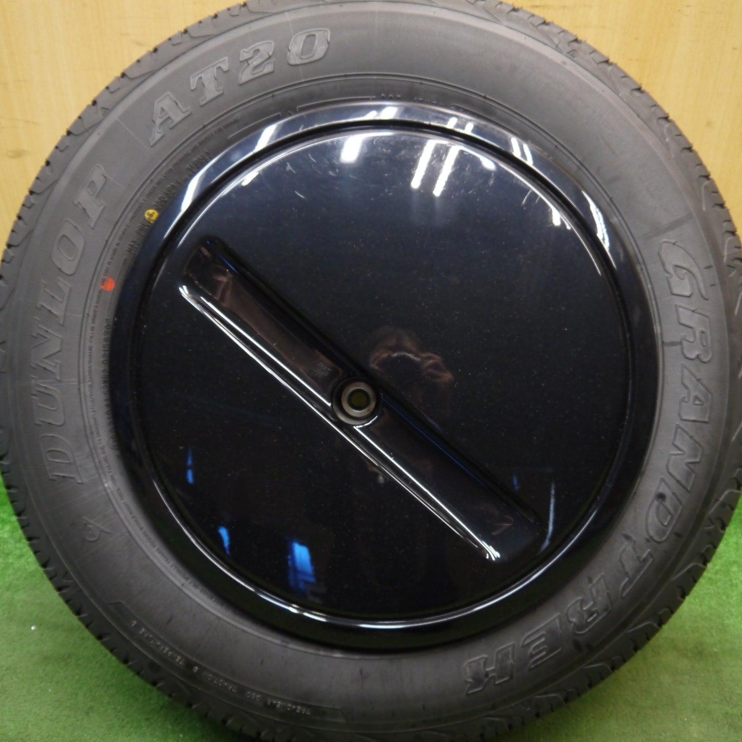 未使用！24年！1本！カバー付き★スズキ ジムニー シエラ 純正 スチール 195/80R15 ダンロップ AT20 グラントレック スペア PCD139.7/5H★5062302Hノ