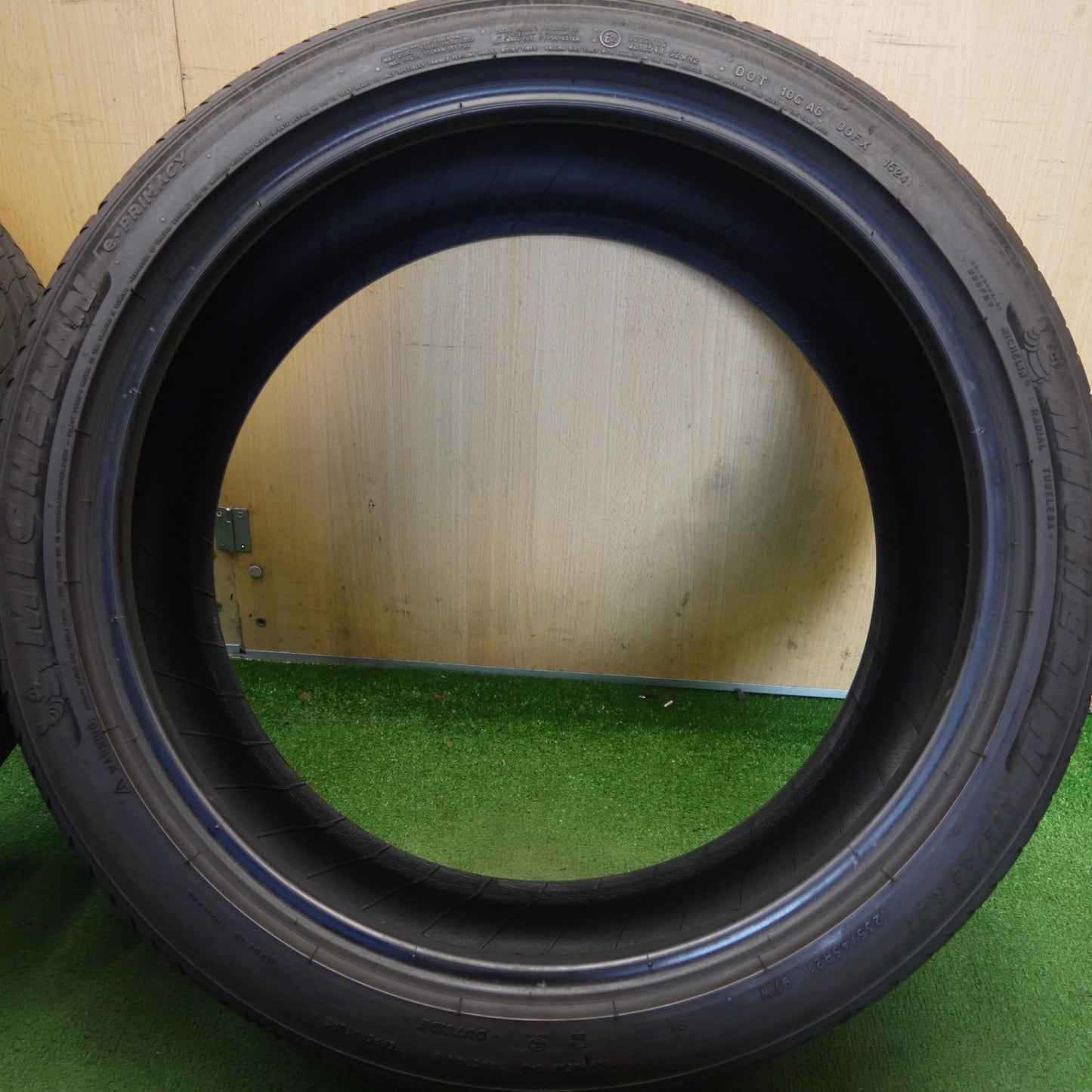 4本価格！24年★235/45R21 ミシュラン e・PRIMACY eプライマシー タイヤ 21インチ クラウン スポーツ クロスオーバー エステート 等★6072201Hノタ
