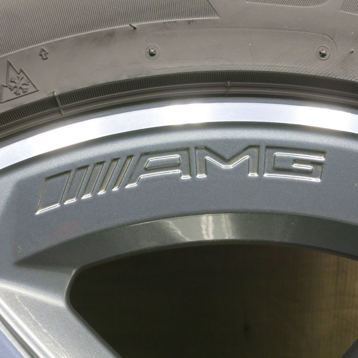 バリ溝！23年！キレイ！9.5分★ベンツ GLEクラス W167 純正 AMG 275/50R20 スタッドレス ブリヂストン ブリザック DM-V3 20インチ PCD112/5H★6020803NKス