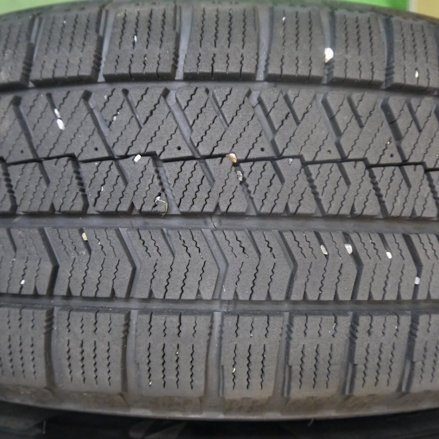 バリ溝！22年！キレイ！8.5分★スタッドレス 195/60R16 ブリヂストン ブリザック VRX2 ZACK JP-110 MONZA ザック 16インチ PCD114.3/5H★5092203Hス