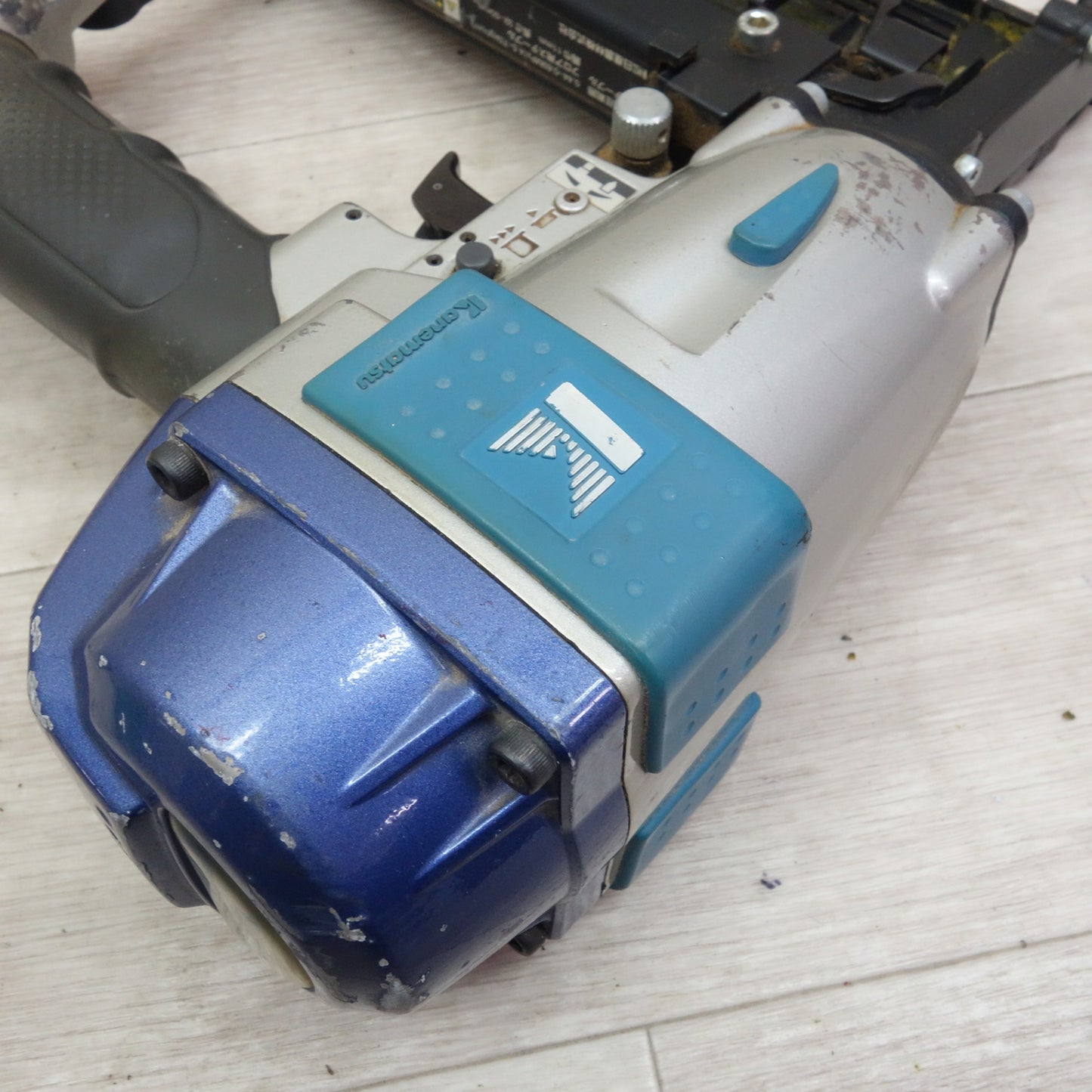 [送料無料] ☆カネマツ 常圧 フロア タッカ KTZ-1150KF 釘打ち機 タッカー エア 工具☆