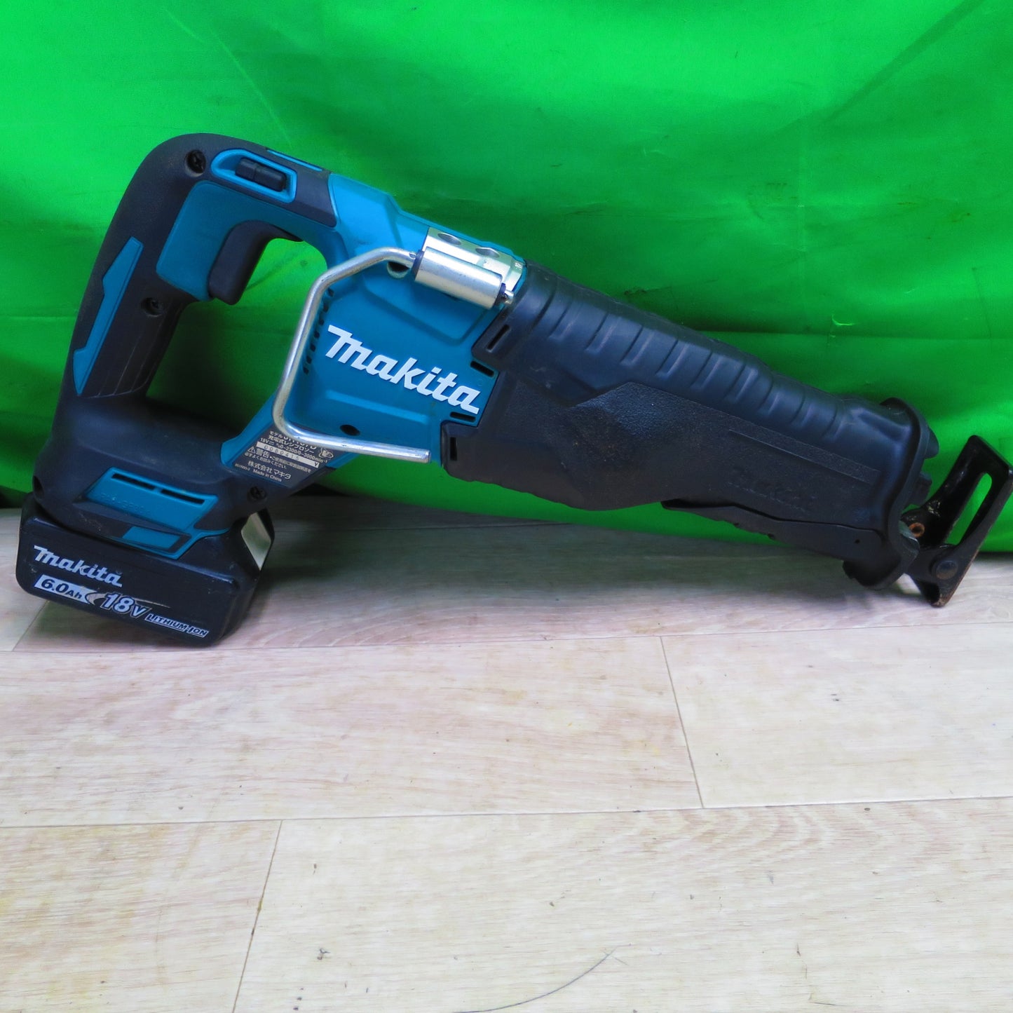 [送料無料] ☆マキタ 充電式 レシプロソー JR187DRG バッテリー BL1860B18V 6.0Ah ケース付属 電動 工具 DIY☆