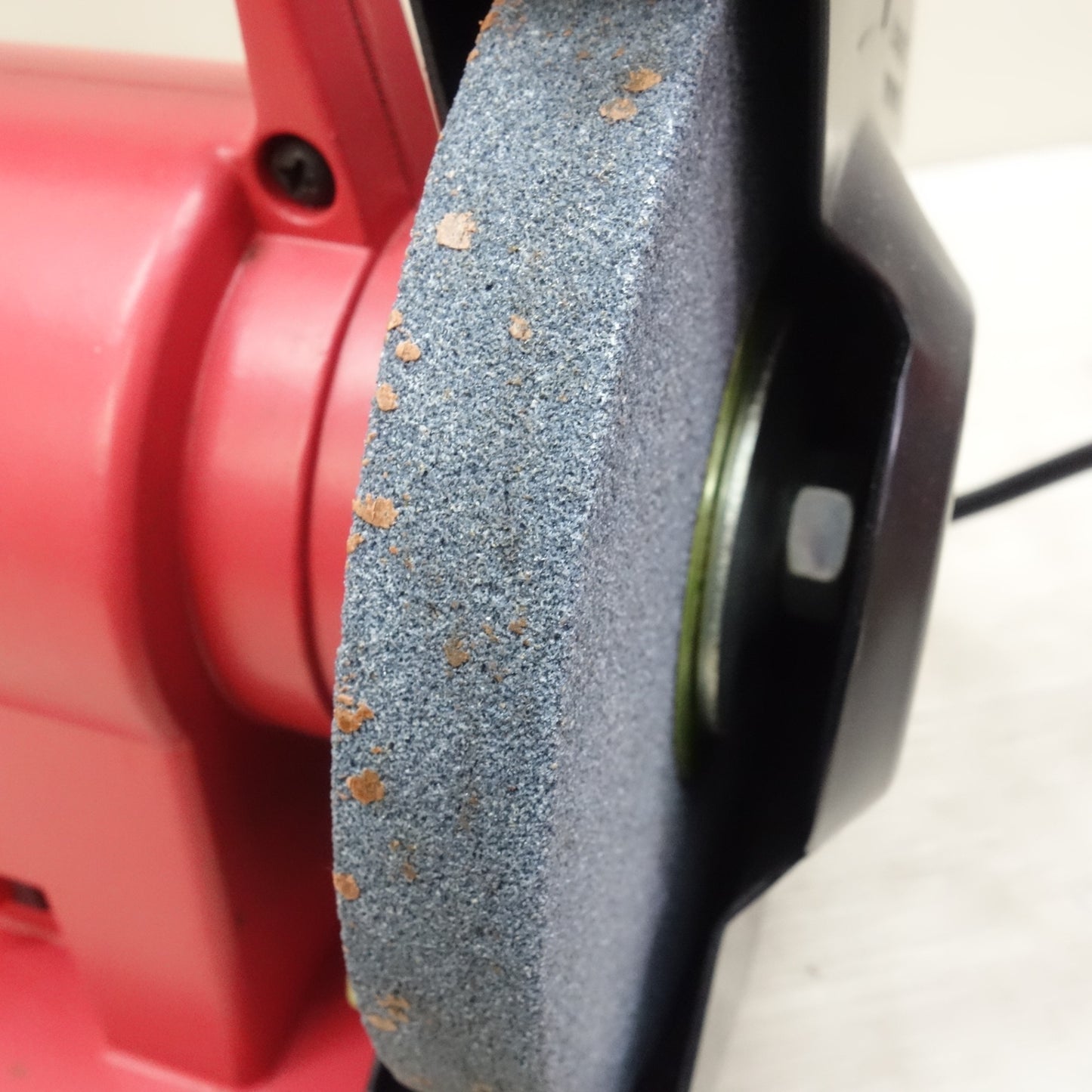 [送料無料] キレイ☆新興製作所 GOOD GEAR ベンチ グラインダ 両頭 100V KBG-150 箱付き 卓上 グラインダー 研磨 研削 電動 工具☆