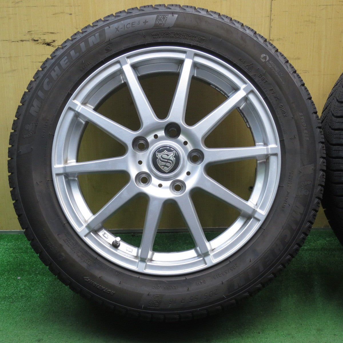 バリ溝！キレイ！9分★スタッドレス 205/55R16 ミシュラン X-ICE3+ 社外 アルミ 16インチ PCD114.3/5H★5062104NJス