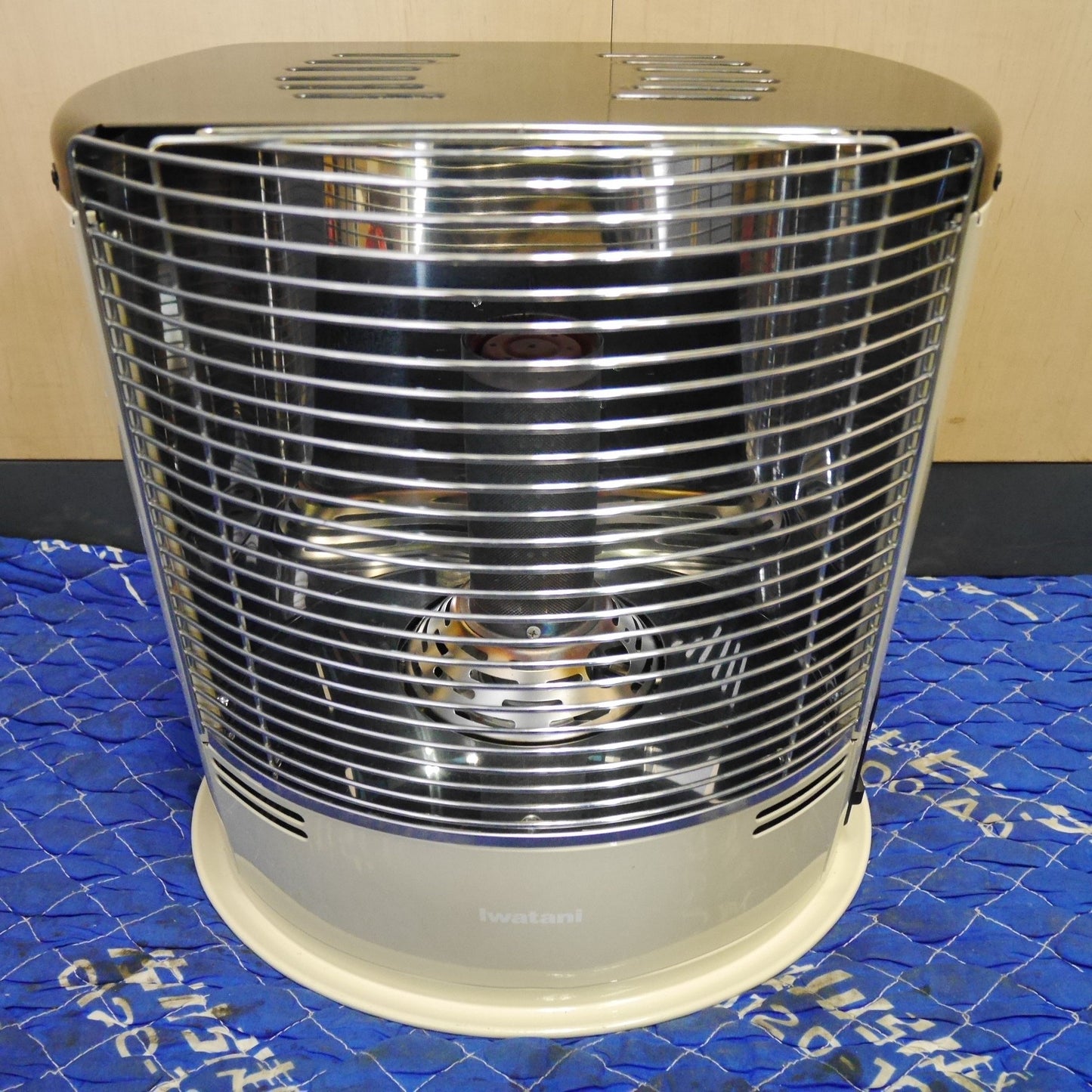 キレイ☆IWATANI イワタニ カセット ガス ストーブ デカ暖Ⅱ CB-STV-DKD2 暖房 器具 岩谷産業☆ [送料無料]