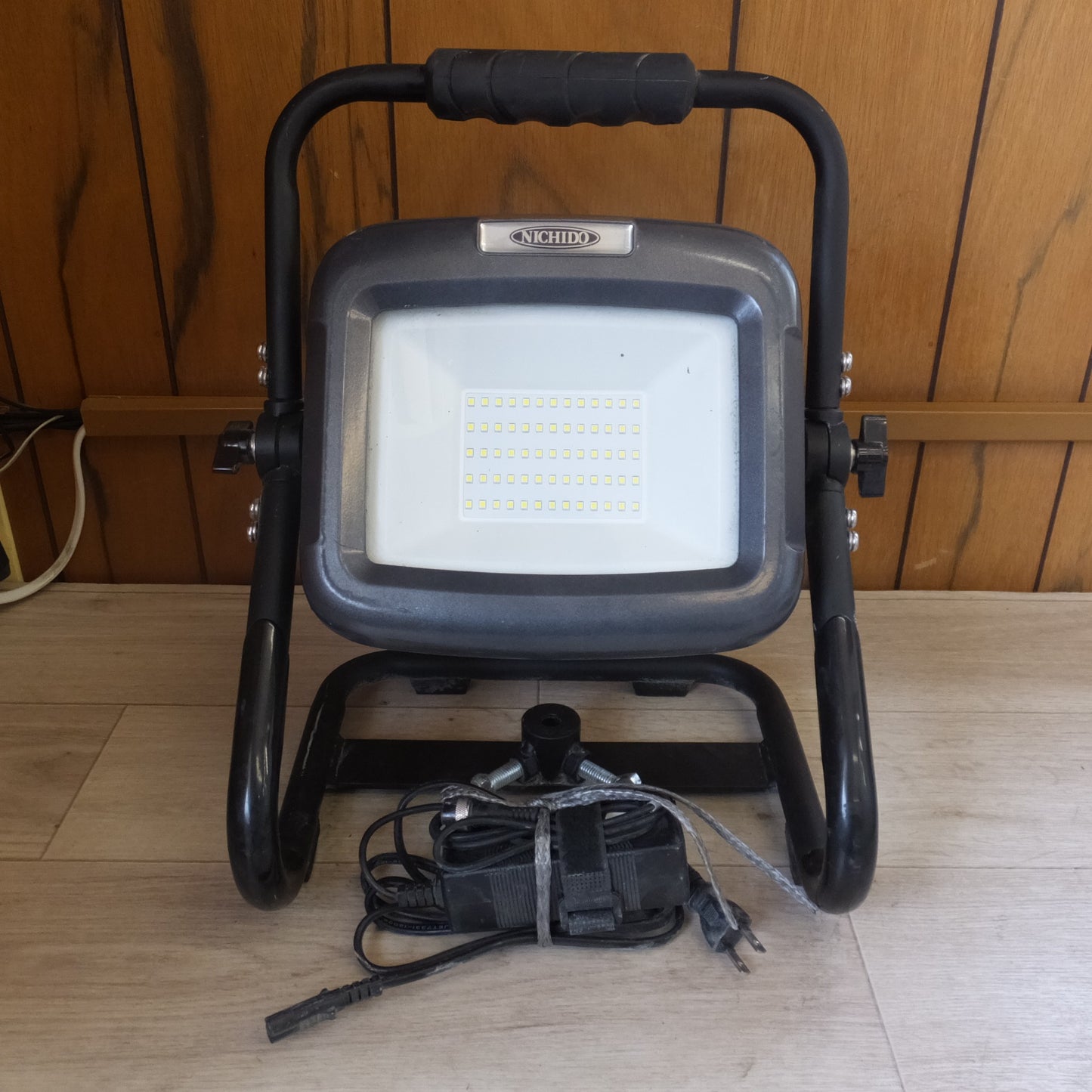 [送料無料] ★ヒシヒラ サンピース SUNPEACE 充電式LED ハンガーチャージライト BAT-LI30H-12H-SP　12.8V 16000mAh　日動工業(3)★
