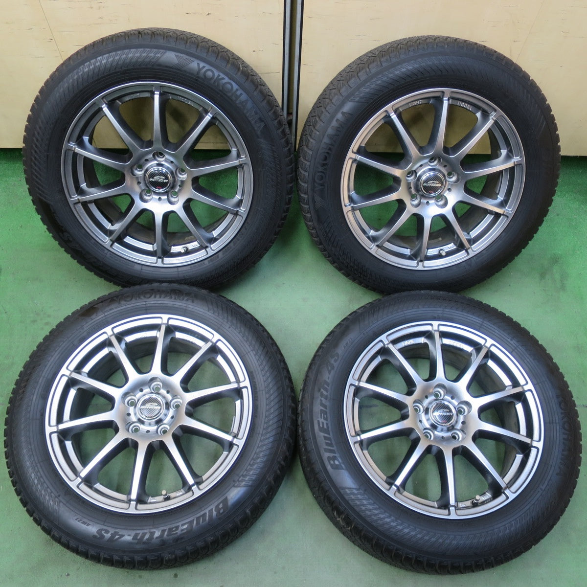 バリ溝！22年！キレイ！8.5分★215/60R17 ヨコハマ BluEarth-4S AW21 オールシーズン SCHNEIDER MiD シュナイダー 17インチ PCD114.3/5H★6040806イノ