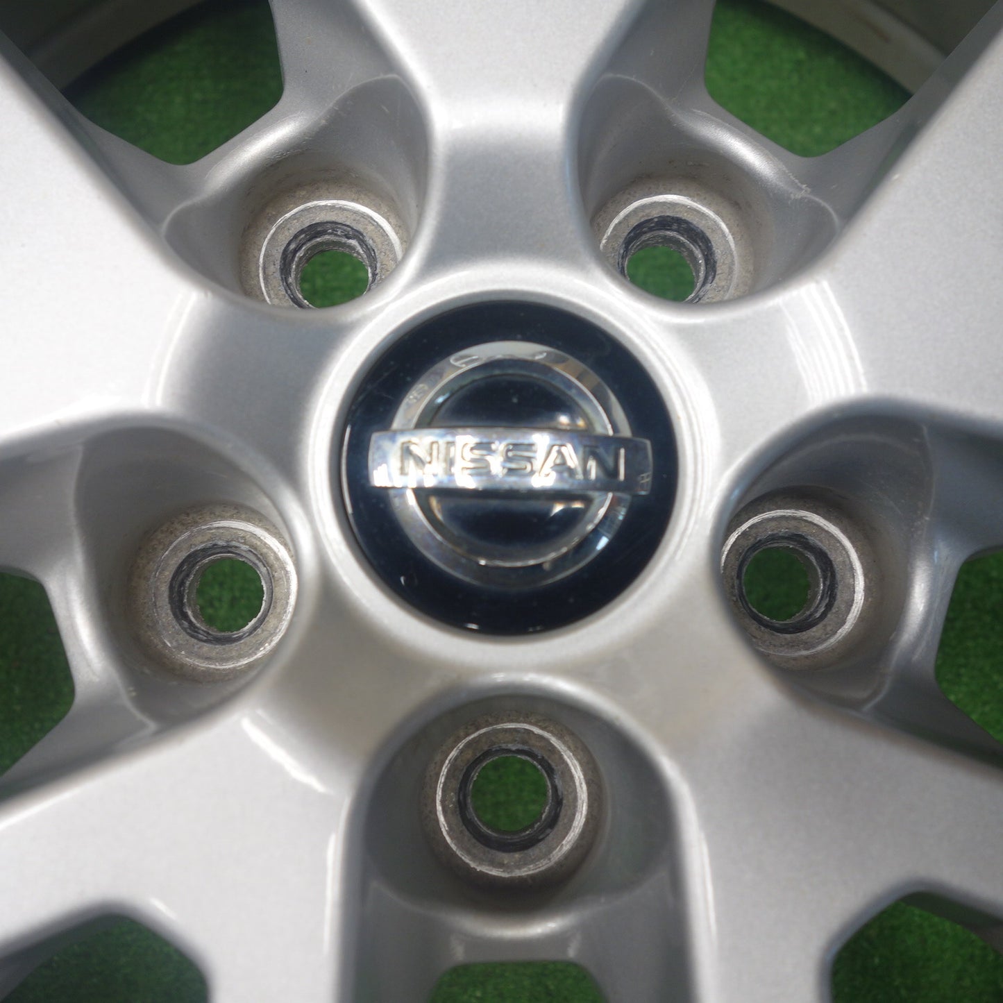 バリ溝！キレイ！9分◎日産 T32 エクストレイル 純正 225/65R17 スタッドレス ダンロップ ウインターマックス SJ8 17インチ PCD114.3/5H◎6062202KTス