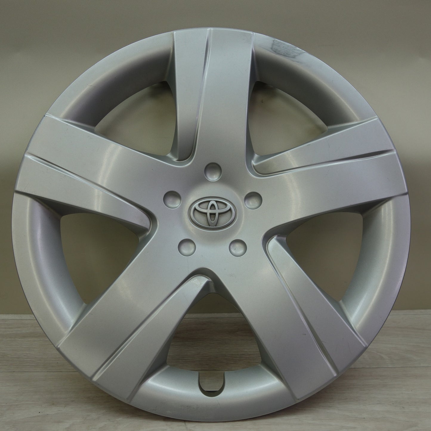 [送料無料] 4枚価格☆トヨタ NCP120 ラクティス 純正 ホイール キャップ カバー 16インチ☆