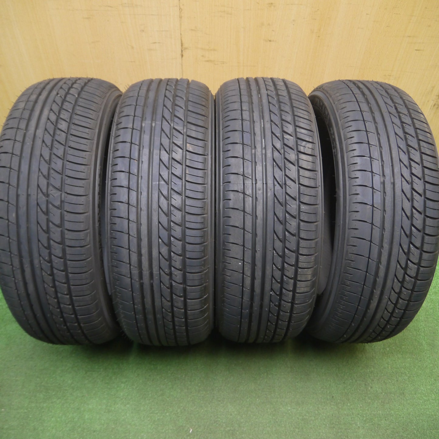 [送料無料] 新車外し！24年★165/55R14C 95/93N ヨコハマ PARADA PA03 タイヤ 14インチ 軽バン 軽トラ ハイゼット エブリイ アトレー N-VAN等★5022608Hノタ