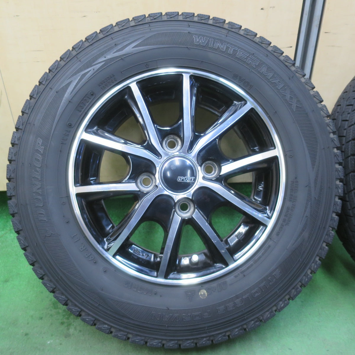 4本価格★スタッドレス 145R12 6PR ダンロップ ウインターマックス SV01 SPORT KRONE スポルト クローネ 12インチ PCD100/4H★6011309イス