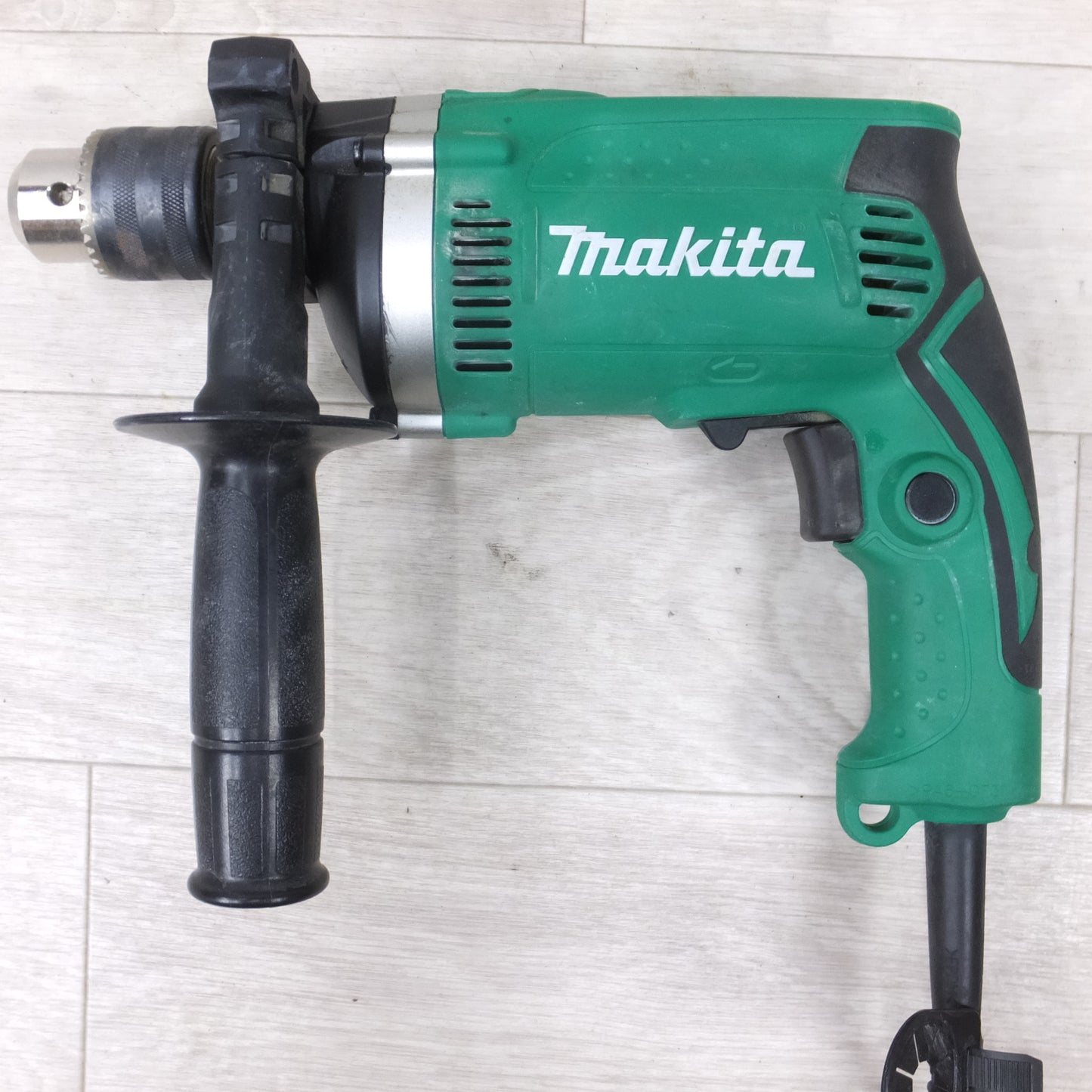 [送料無料] 付属品付き◆マキタ 16mm 震動 ドリル M816 コンクリート 木工 鉄工 穿孔 下穴あけ ビット 付き 電動 工具◆