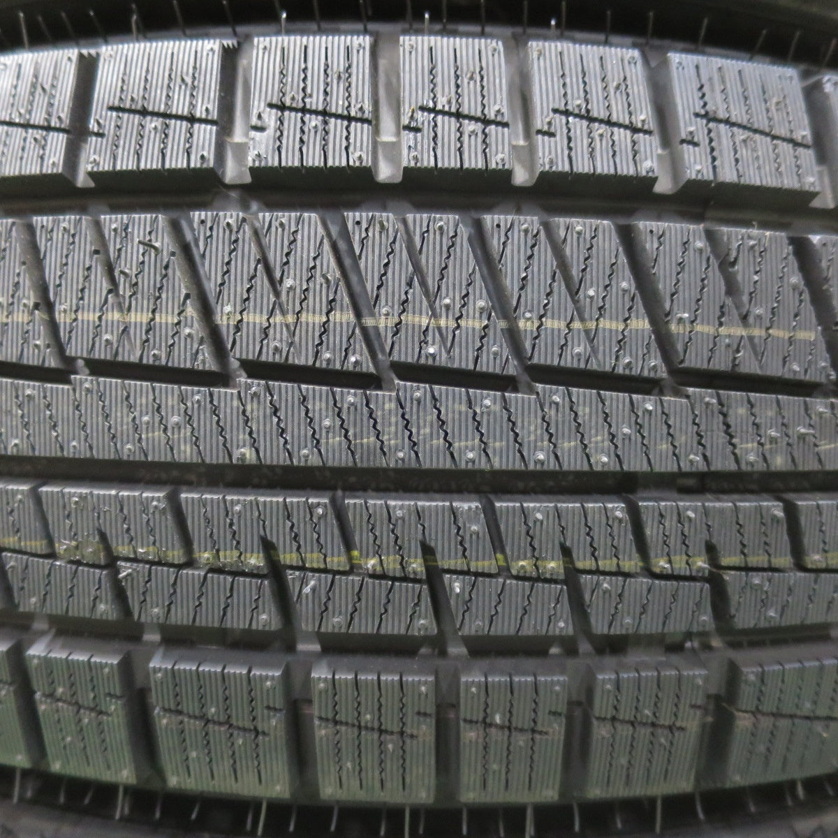 未使用！21年★スタッドレス 165/65R15 グリップマックス GRIP ICE X ホワイトレター タイヤ 15インチ タフト ソリオ デリカD:2 等★5102511イスタ