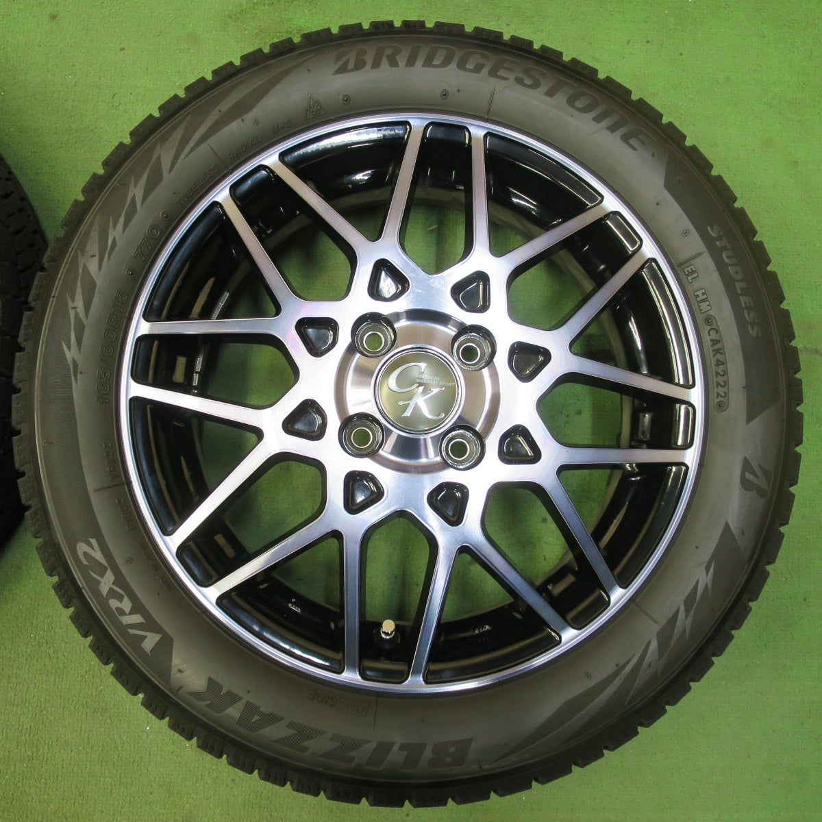 バリ溝！22年！キレイ！9分★スタッドレス 165/60R15 ブリヂストン ブリザック VRX2 VERTEC MANARAY SPORT ヴァーテック ハスラー ソリオ 等 PCD100/4H★5071202イス