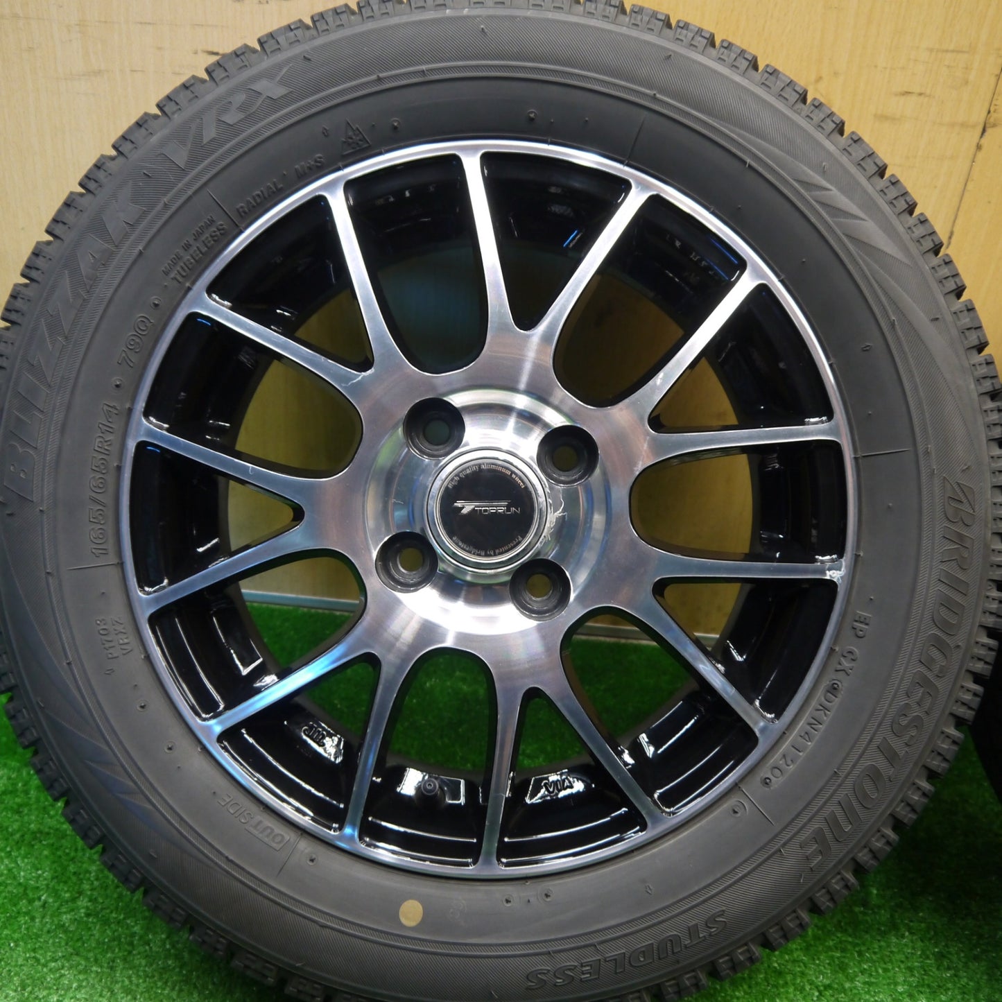 キレイ★スタッドレス 165/65R14 ブリヂストン ブリザック VRX TOPRUN トップラン 14インチ ソリオ ハスラー 等 PCD100/4H★5102905Hス