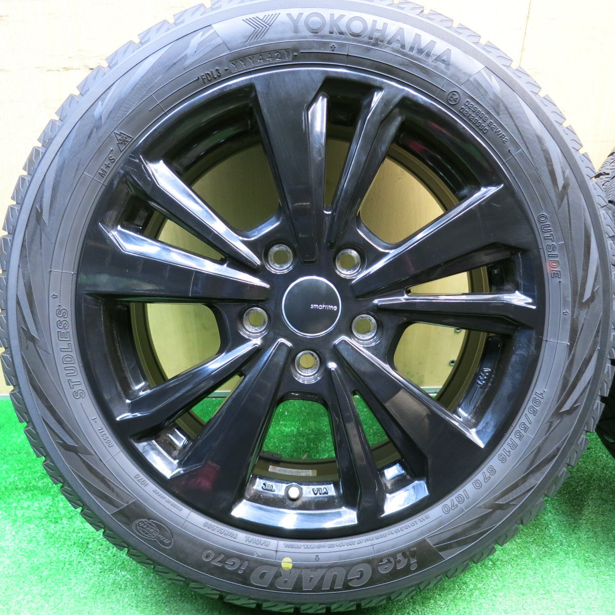 バリ溝！21年！9.5分★MINI ミニ 等 smartline 365 195/55R16 スタッドレス ヨコハマ アイスガード iG70 スマートライン 16インチ PCD112/5H★5112502HAス