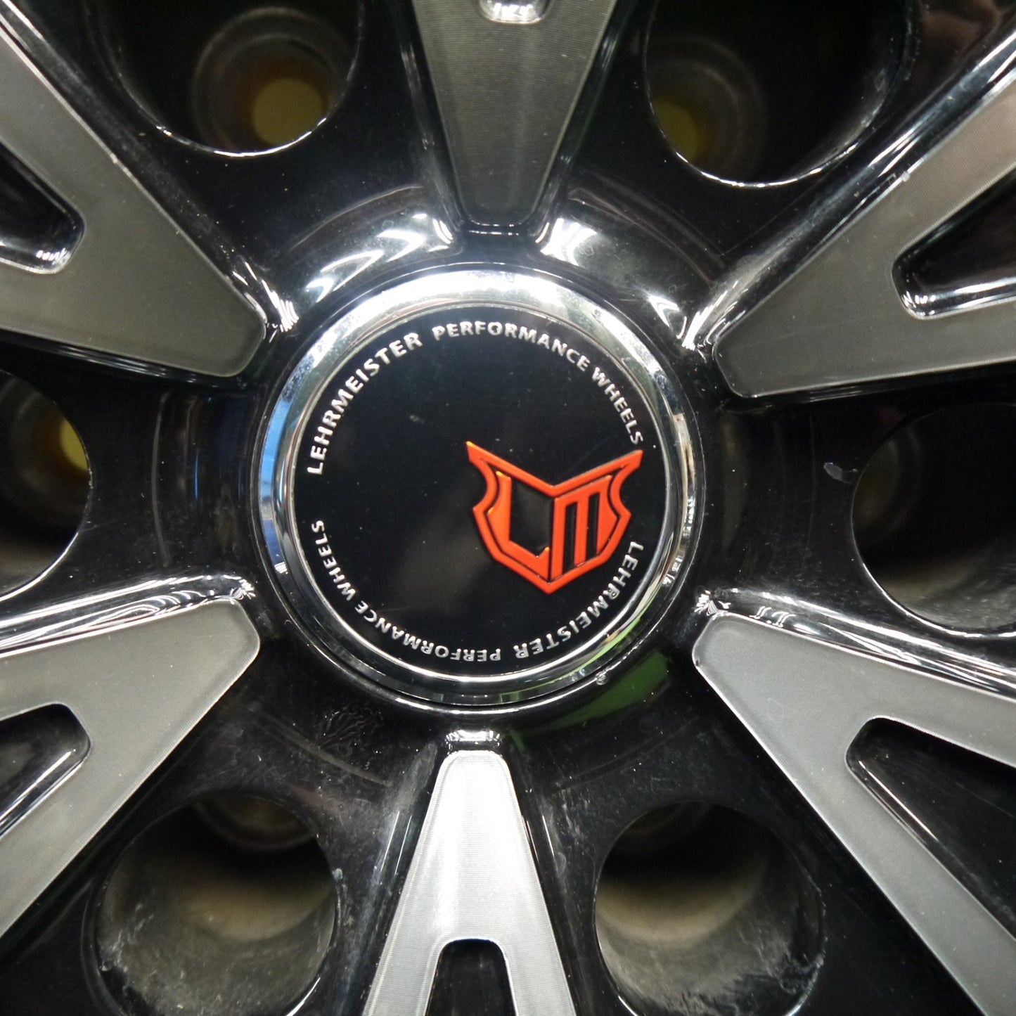 [送料無料] バリ溝！23年！キレイ！9分★LEHRMEISTER LMG VASTIA 265/50R20 ミシュラン CROSSCLIMATE2 SUV レアマイスター ヴァスティア 20インチ PCD139.7/6H★5031711Hノ
