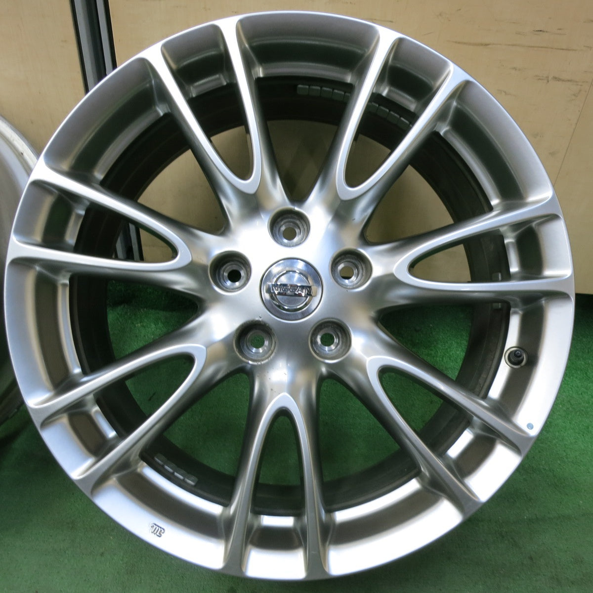 4本価格★日産 V36 スカイライン 純正 ENKEI ホイール 18インチ 18×7.5J 18×8.5J エンケイ PCD114.3/5H★5041802SYホ