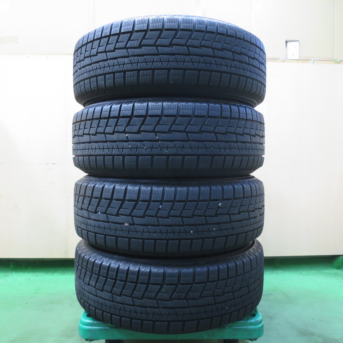バリ溝！23年！9.5分以上★スタッドレス 215/65R16 ヨコハマ アイスガード iG60 EuroSpeed MANARAY SPORT ユーロスピード マナレイ 16インチ PCD114.3/5H★5062906イス