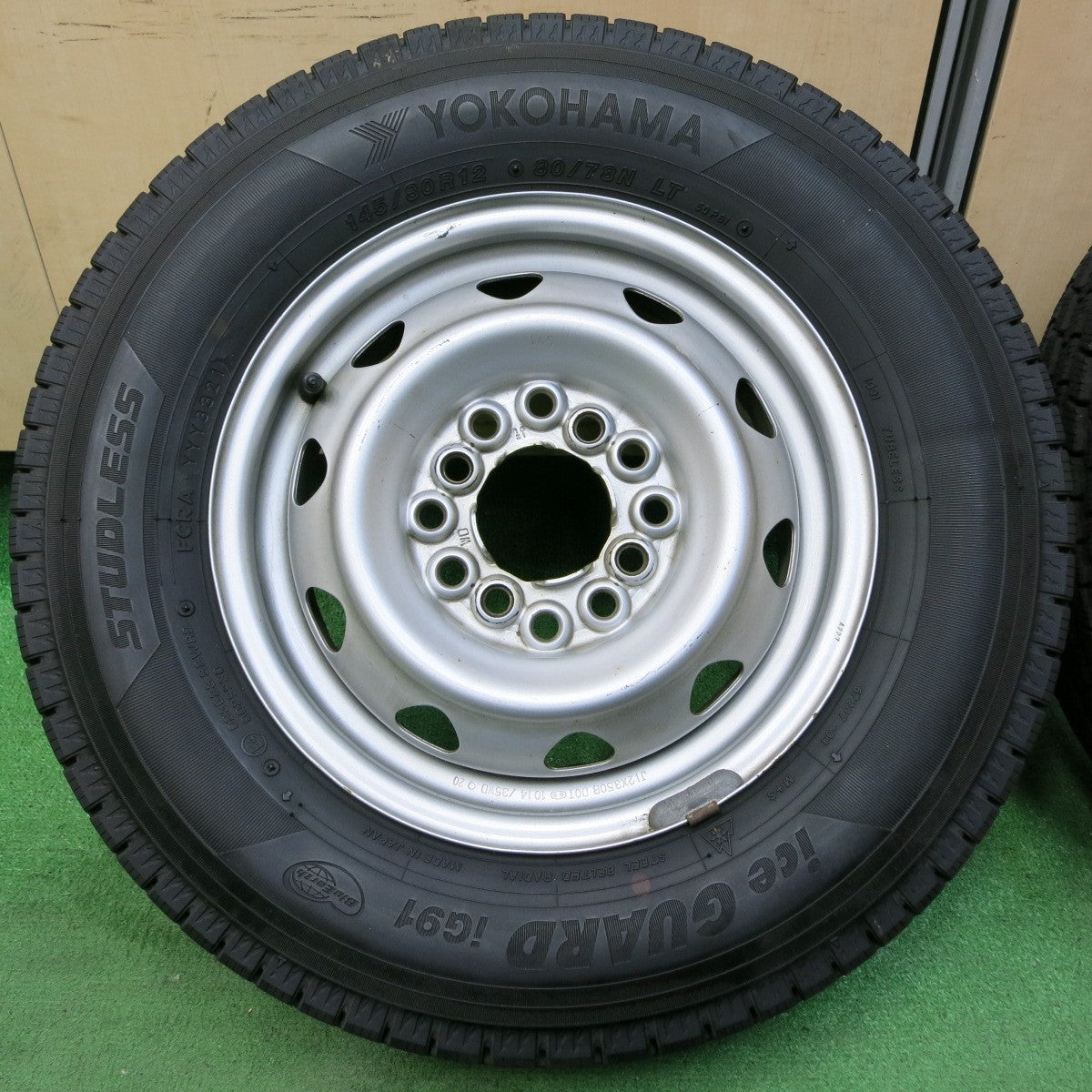 *送料無料* バリ溝！21年！9分★スタッドレス 145/80R12 ヨコハマ アイスガード iG91 スチール ホイール 12インチ PCD100 110 114.3/4H マルチ★4050213イス