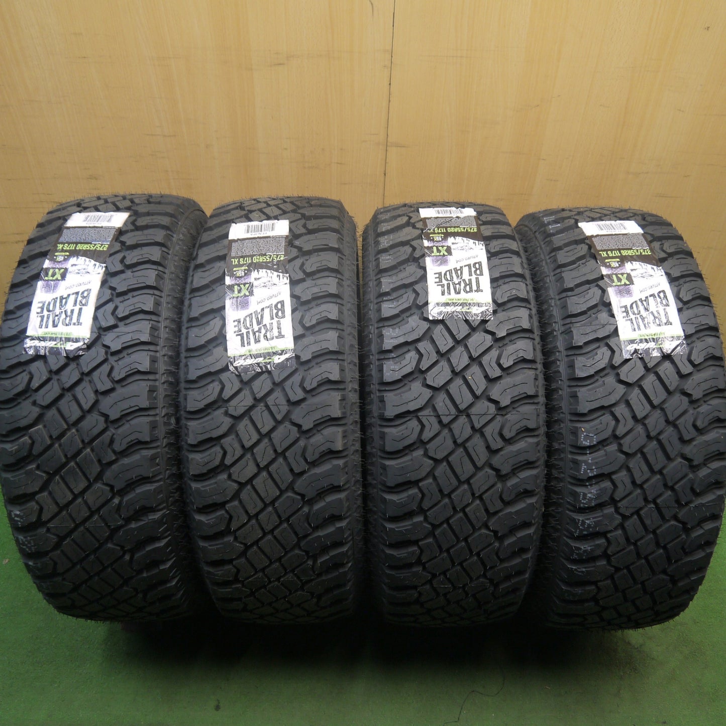 未使用！24年！付属品付き★ベンツ ゲレンデ 等 AMG 275/55R20 ATTURO TRAIL BLADE X/T 20インチ PCD130/5H★6060303KKノ