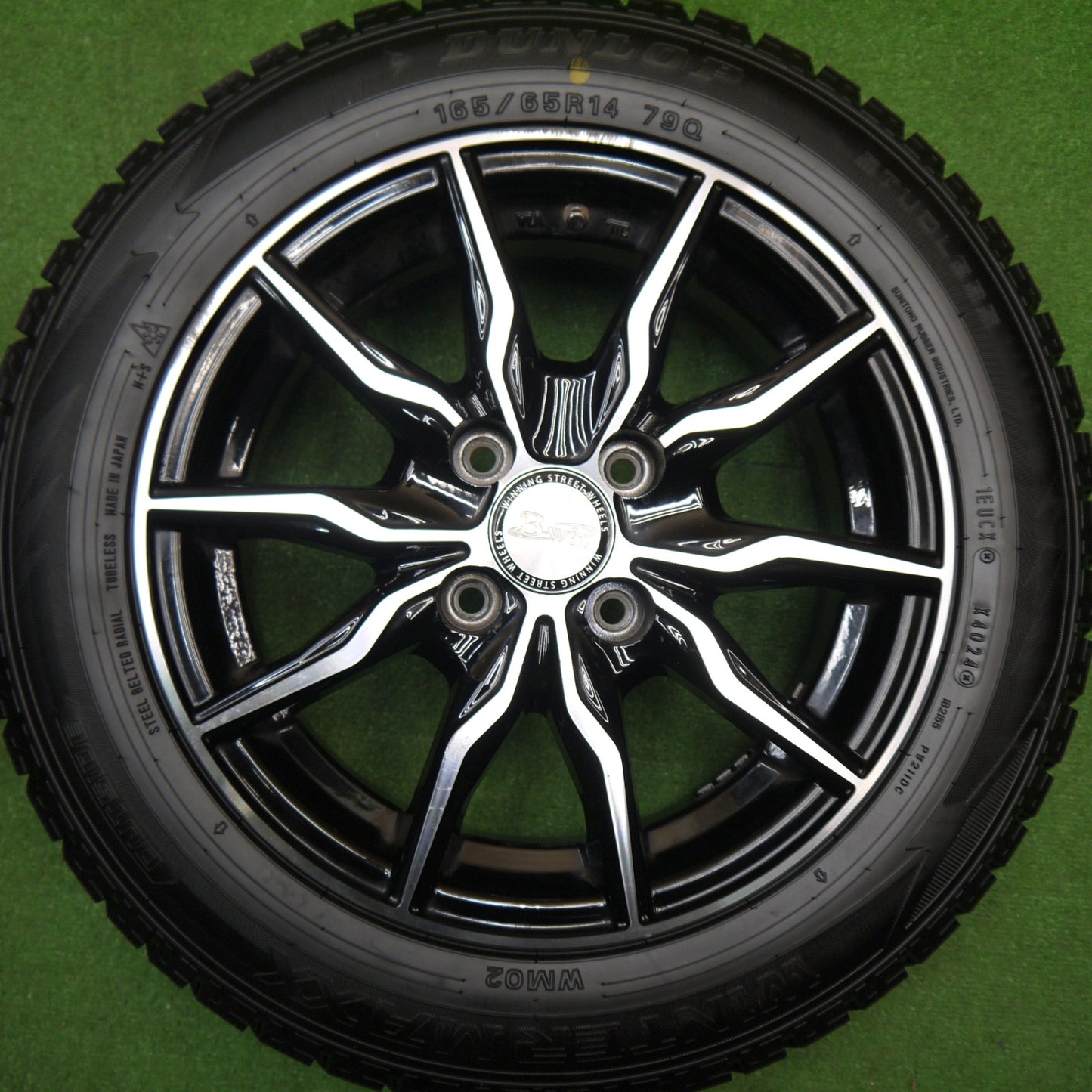 バリ溝！24年！9.5分以上★スタッドレス 165/65R14 ダンロップ ウインターマックス WM02 B-win 社外 アルミ 14インチ PCD100/4H★5112804Hス