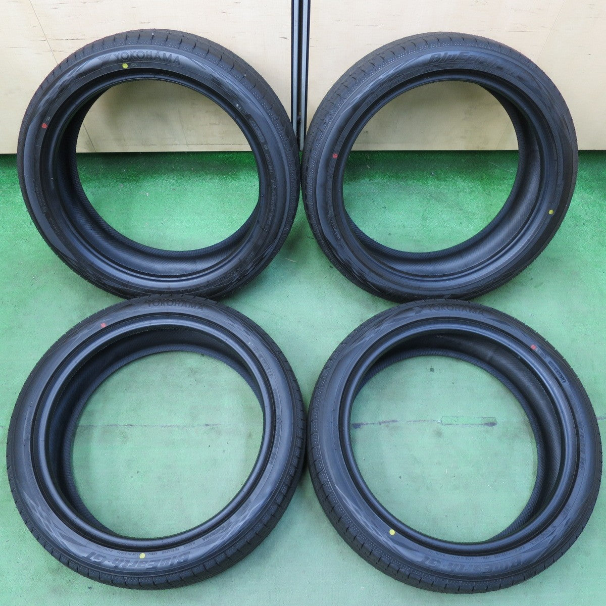 新車外し！25年★195/50R19 ヨコハマ BluEarth-GT AE51 AE51J タイヤ 19インチ 60系 プリウス 等★5051003イノタ