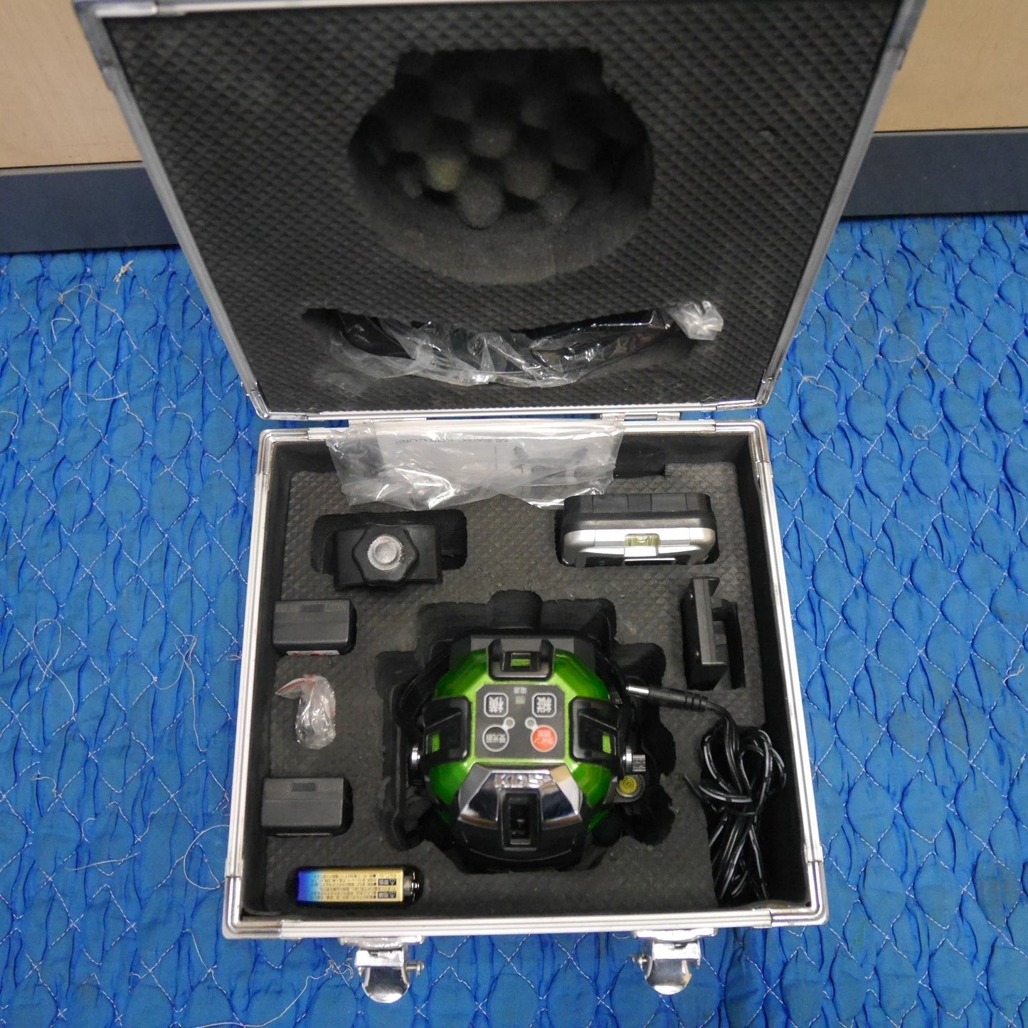 [送料無料] 付属品付き☆ムラテック KDS 360° 高輝度 グリーン レーザー 墨出し器 ATL-96RG レーザー レシーバー LRV-4GD☆