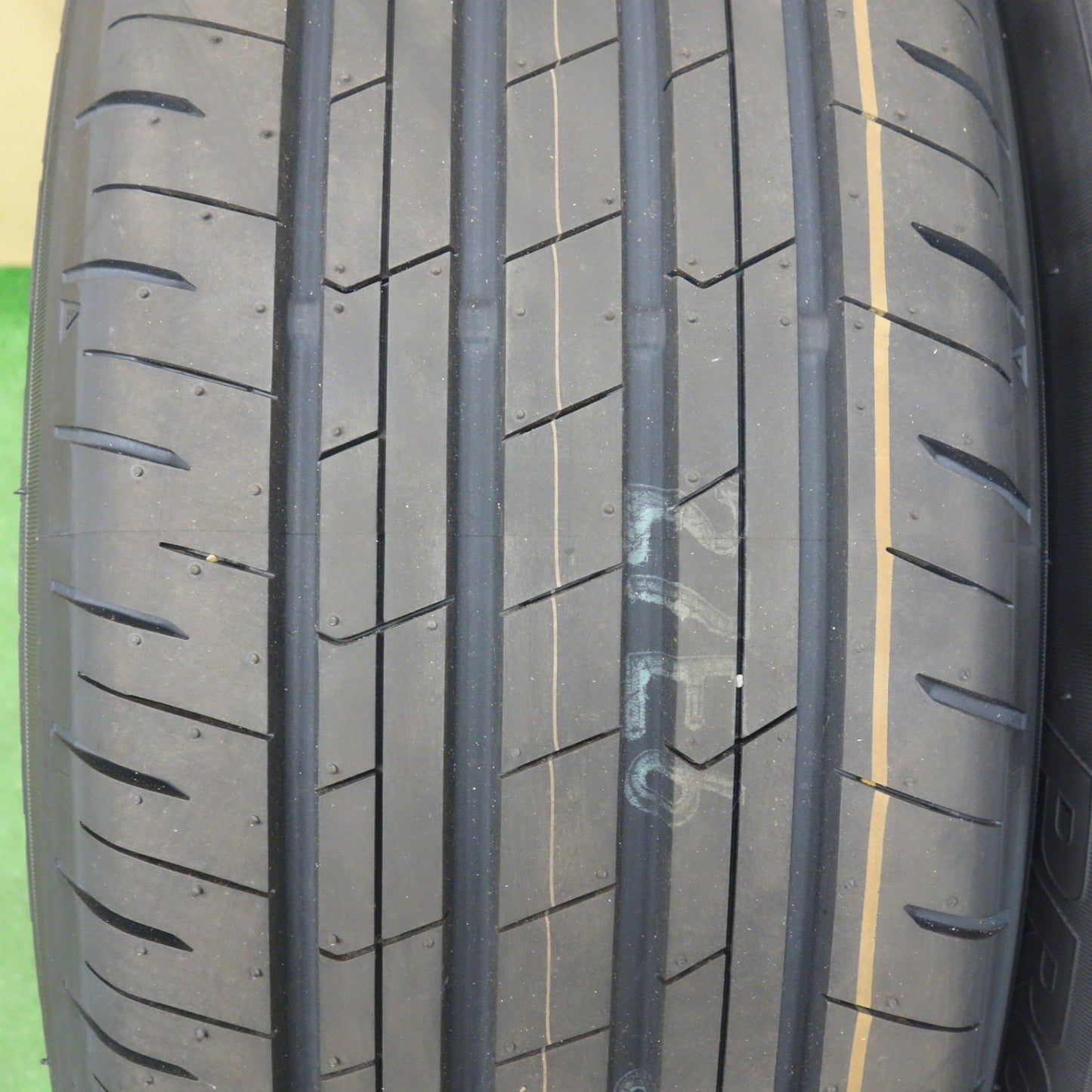 新車外し！25年◎トヨタ 40系 アルファード Zグレード 純正 225/60R18 トーヨー プロクセス Comfort コンフォート 18インチ PCD120/5H◎6082802KTノ