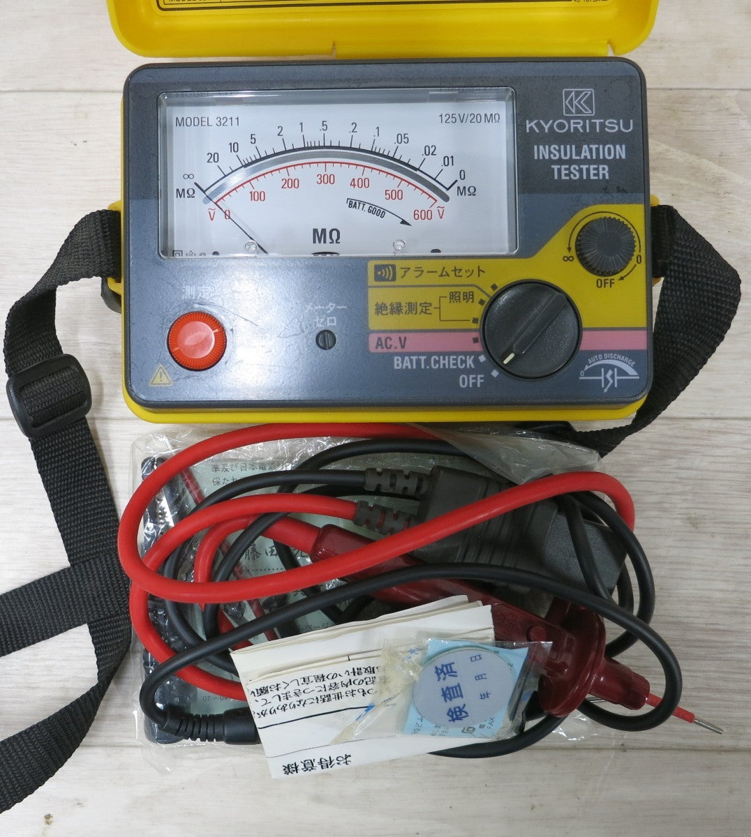 [送料無料] ◆KYORITSU アラーム付 絶縁抵抗計 125V 20MΩ MODEL3211 ケース コード 付き INSULATION TESTER◆