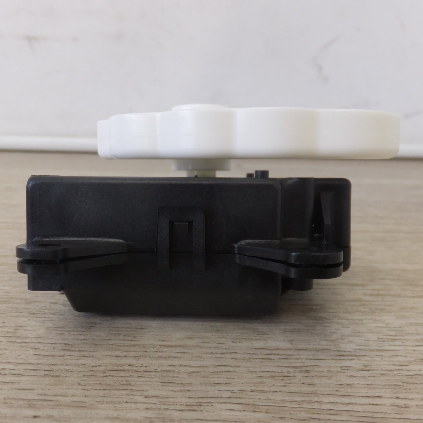 未使用★ホンダ HONDA 純正 N-BOX JF1 JF2 エアコンモードモーター 79140-TY0-942★ [送料無料]