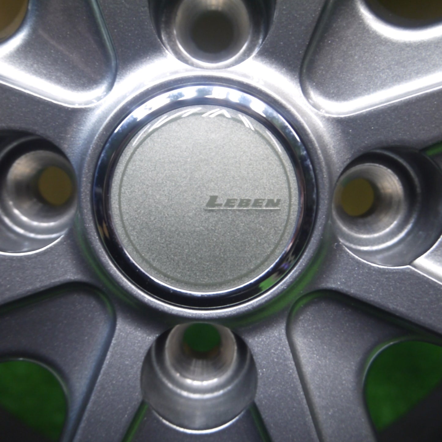 [送料無料] バリ溝！23年！キレイ！ほぼ10分★スタッドレス 175/65R15 ブリヂストン ブリザック VRX2 LEBEN レーベン 15インチ PCD100/4H★4102908Hス