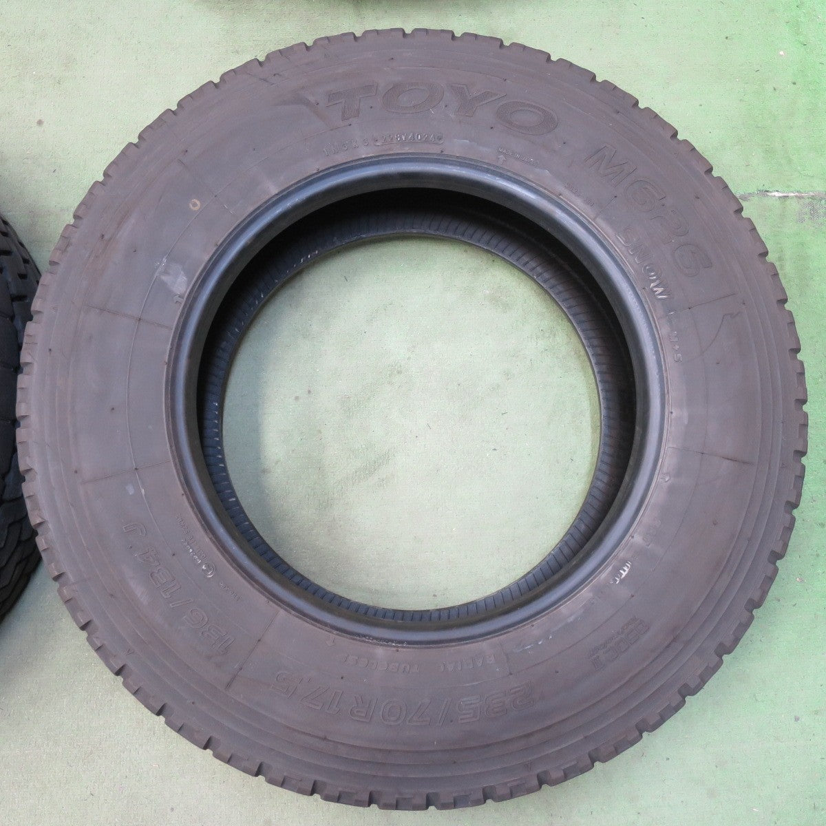4本価格！24年★トラック 高荷重 トレーラー 等 タイヤ 235/70R17.5 136/134J トーヨー M626 オールシーズン ミックス 17.5インチ★6072909イスタ