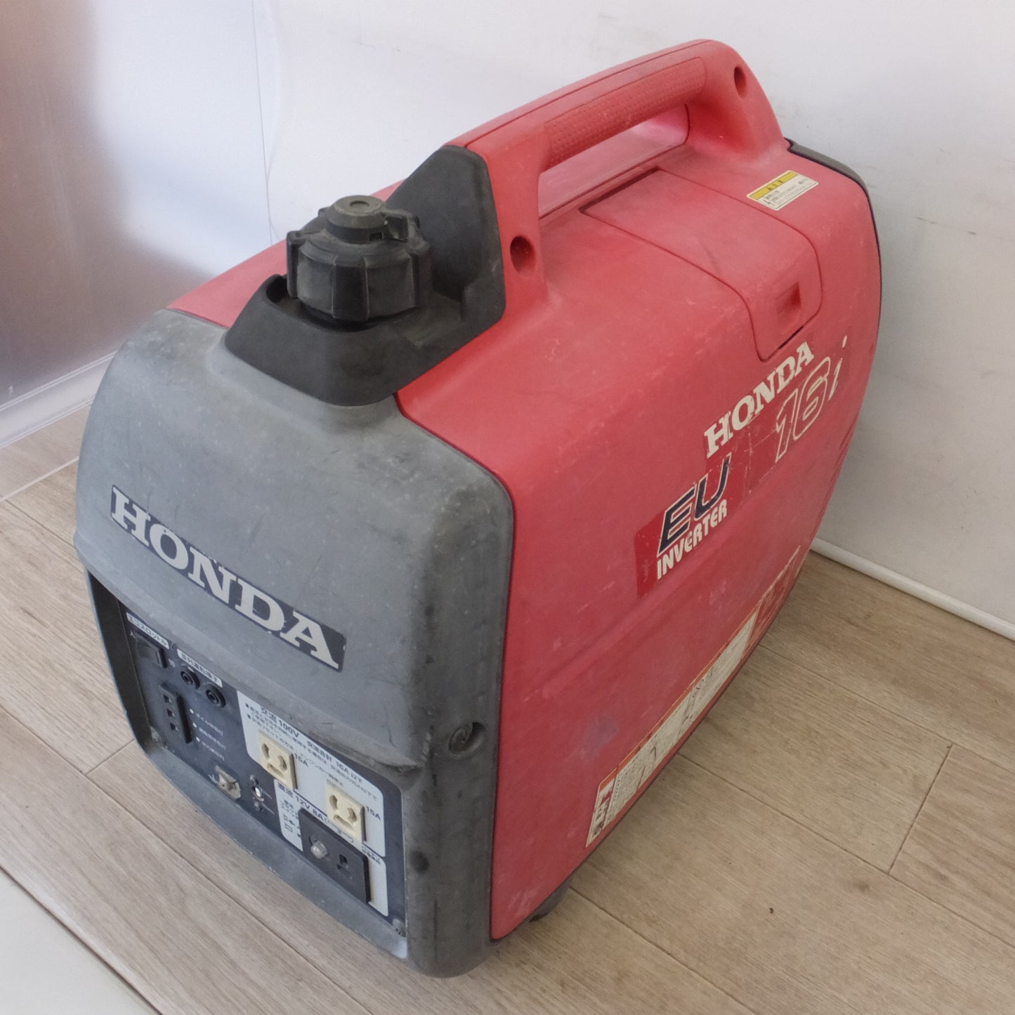 [送料無料] 岐阜発★ホンダ HONDA 正弦波インバーター搭載発電機 EU16i　100V 16A 1.6kVA 50/60Hz 単相★