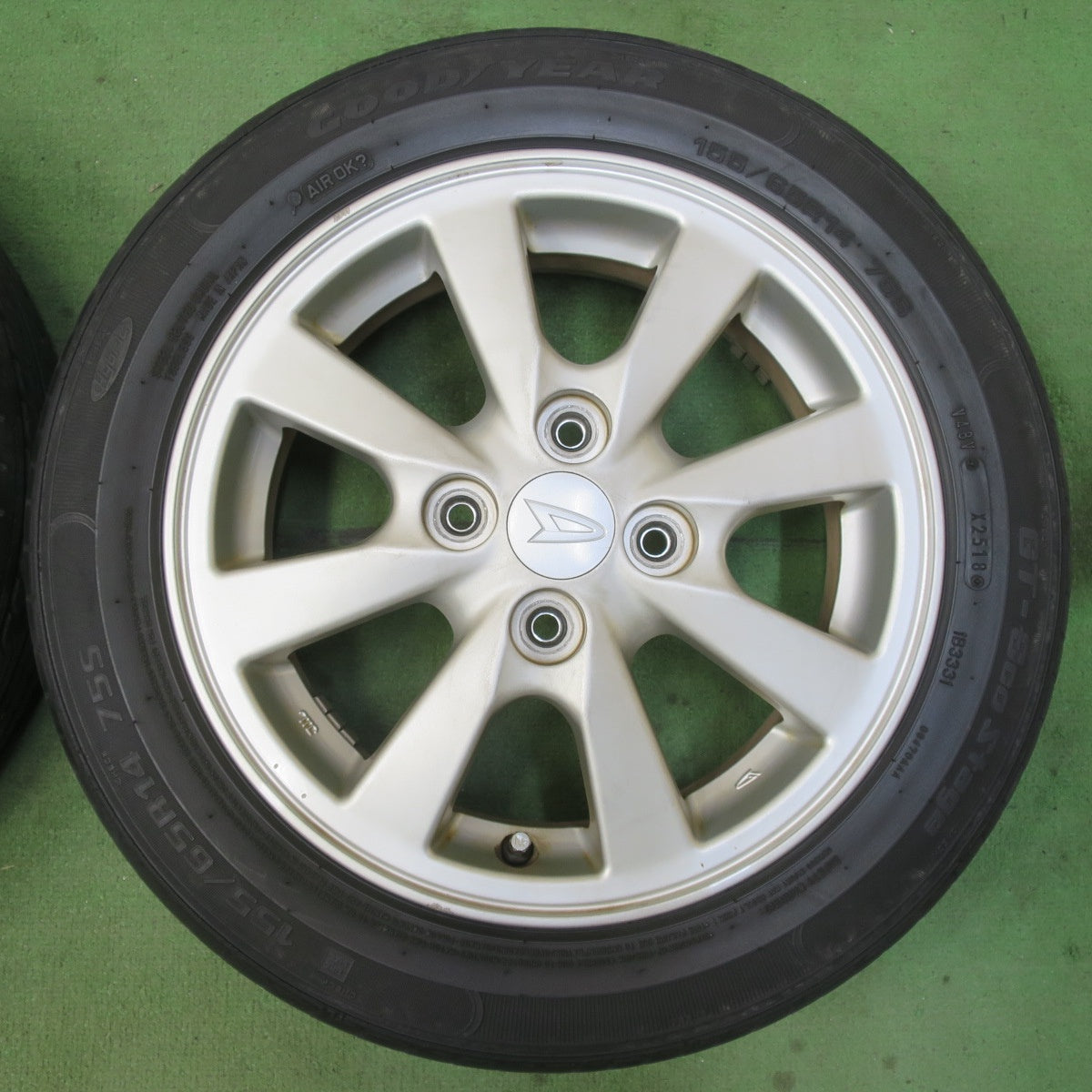 4本価格★ダイハツ ムーヴ タント 等 純正 155/65R14 グッドイヤー GT-Eco Stage 14インチ PCD100/4H★5091103イノ