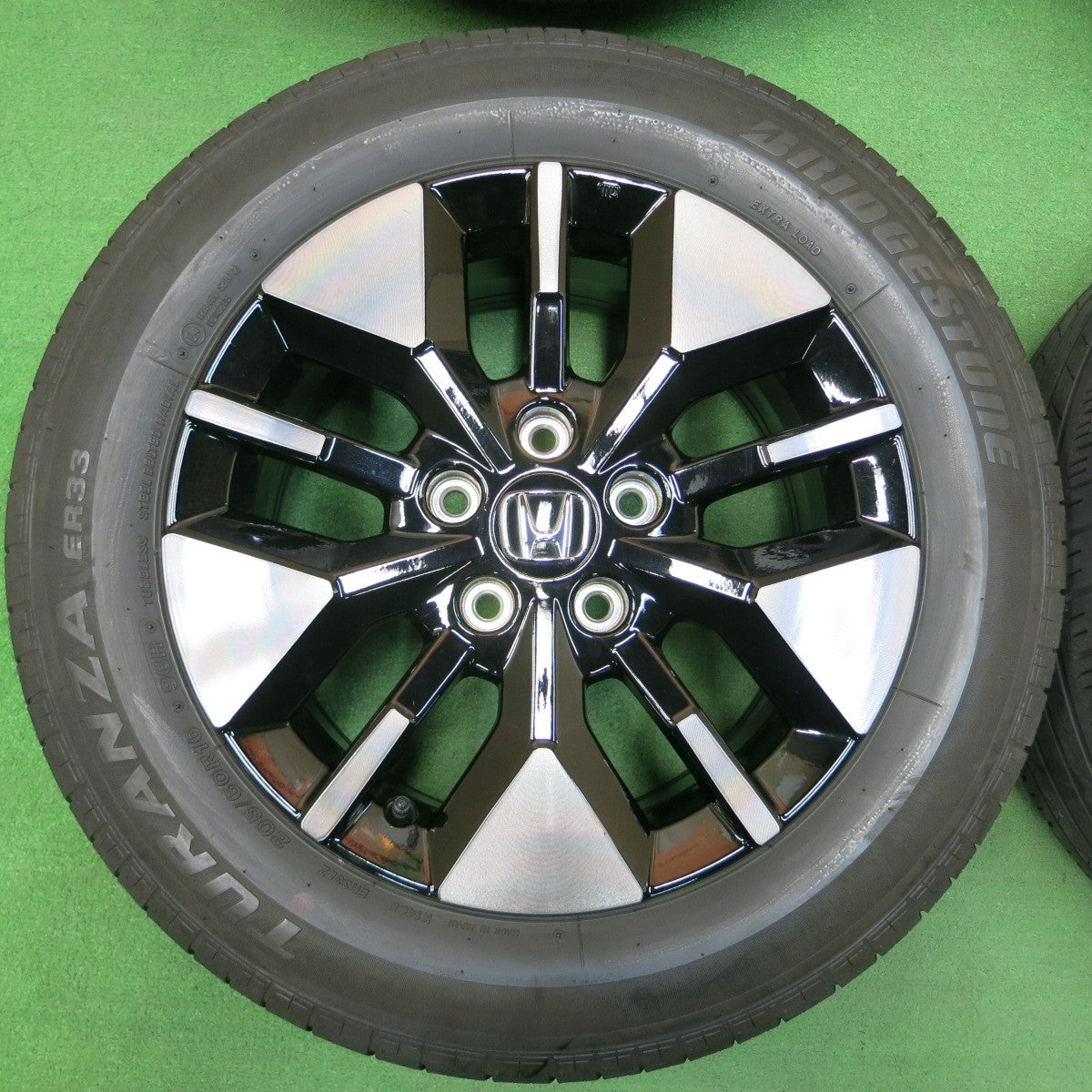 *送料無料* バリ溝！22年！キレイ！9.5分★ホンダ ステップワゴン スパーダ 純正 205/60R16 ブリヂストン トランザ ER33 16インチ PCD114.3/5H★4041109イノ