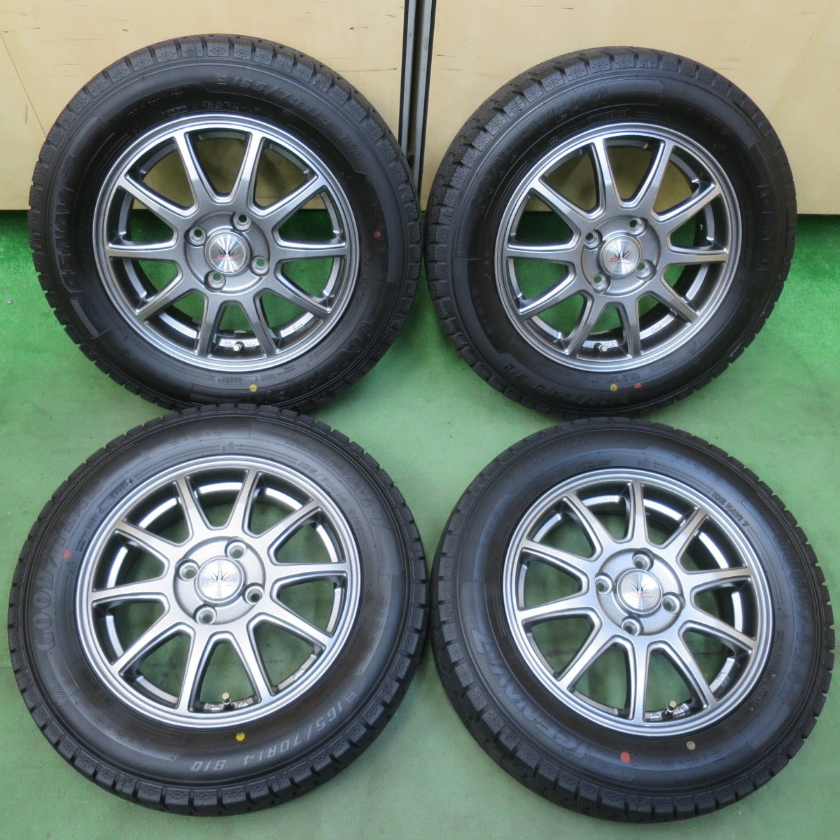 バリ溝！23年！キレイ！9分★LOXARNY  SPORT 165/70R14 スタッドレス グッドイヤー アイスナビ7 14インチ ロクサーニ スポーツ ハスラー ソリオ 等 PCD100/4H★5103101イス