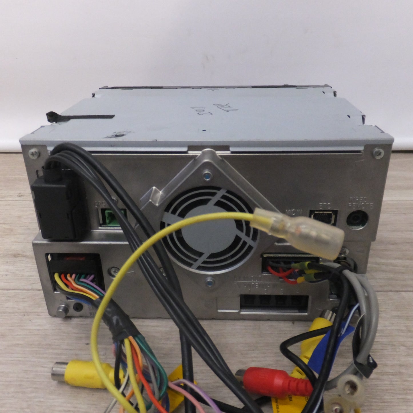 [送料無料] ★カロッツェリア carrozzeria AV一体型メモリーナビゲーション 楽ナビ AVIC-MRZ09[53]★