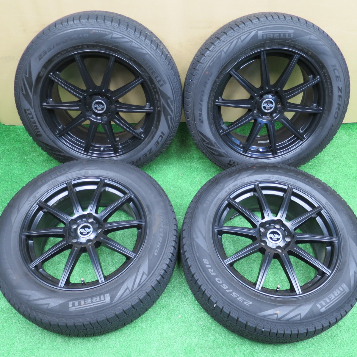 バリ溝！24年！キレイ！9.5分★スタッドレス 235/60R18 ピレリ アイスゼロ アシンメトリコ ALIA CLIMATE アリア クライメイト 18インチ PCD114.3/5H★5112903NKス