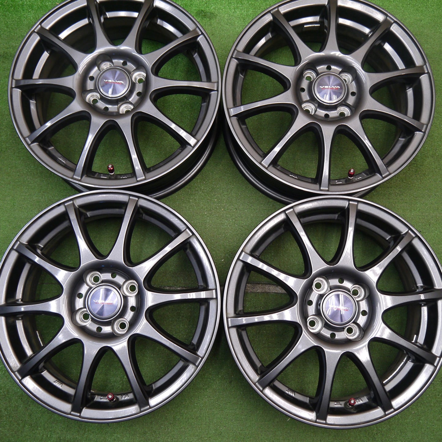 キレイ★VELVA CHARGE ヴェルヴァ チャージ 15インチ ホイール 15×5.5J PCD100/4H★5041803Hホ