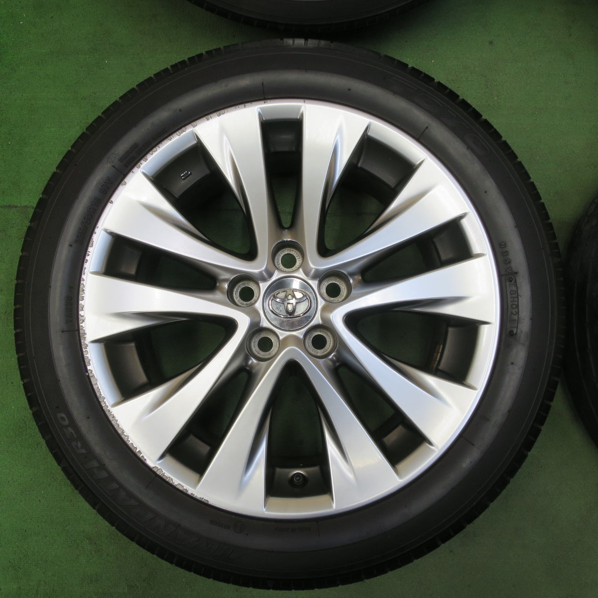 キレイ★トヨタ 20系 アルファード ヴェルファイア 純正 235/50R18 トーヨー トランパス R30 18インチ PCD114.3/5H★5072402TTノ