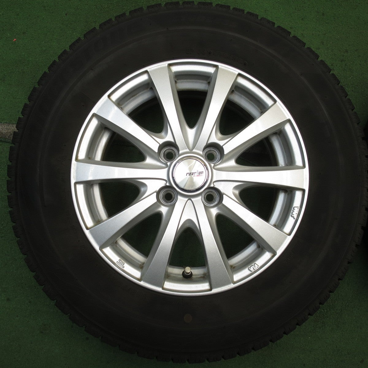 バリ溝！23年！キレイ！9分★スタッドレス 185/70R14 ブリヂストン ブリザック VRX2 ravrion RS01 ラブリオン 14インチ PCD100/4H★5081109NJス