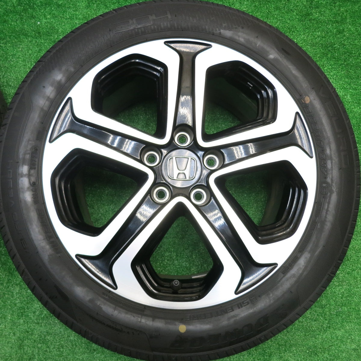 バリ溝！23年！9.5分★ホンダ RU ヴェゼル 純正 215/55R17 ダンロップ VEURO VE304 17インチ PCD114.3/5H★5100903HAノ