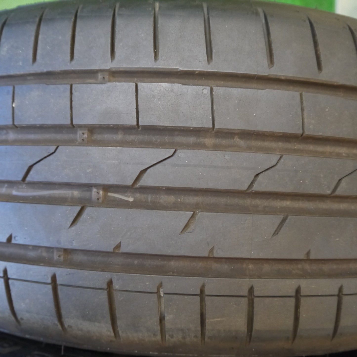 ほぼ未使用！新車外し！24年★205/50R17 ハンコック ベンタス S1 evo3 ev タイヤ 17インチ ミニ クーパー EV用 等★6041705Hノタ