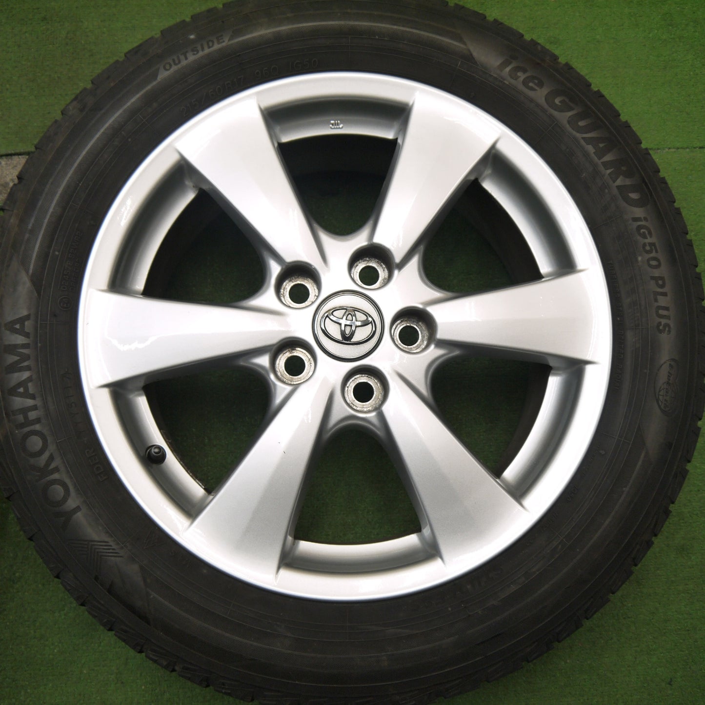 4本価格★トヨタ エスティマ 純正 215/60R17 スタッドレス ヨコハマ アイスガード iG30 17インチ PCD114.3/5H★5052608Hス